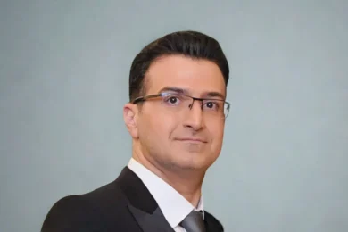 Dr. Siavash Noor – Veterinary Surgeon in Perth